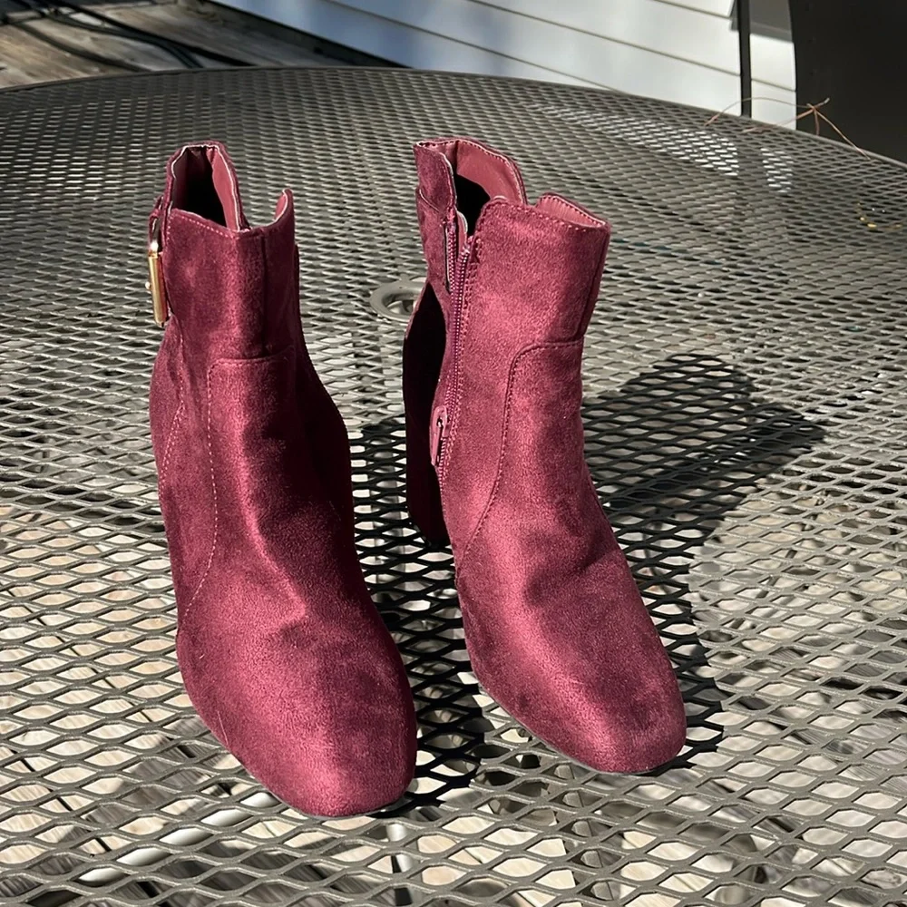 Diba Heeled Ankle Booties - Picture 2 of 6